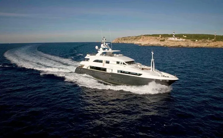 Horizon Megayacht For Sale – Central Listing: 135' Rob Roy