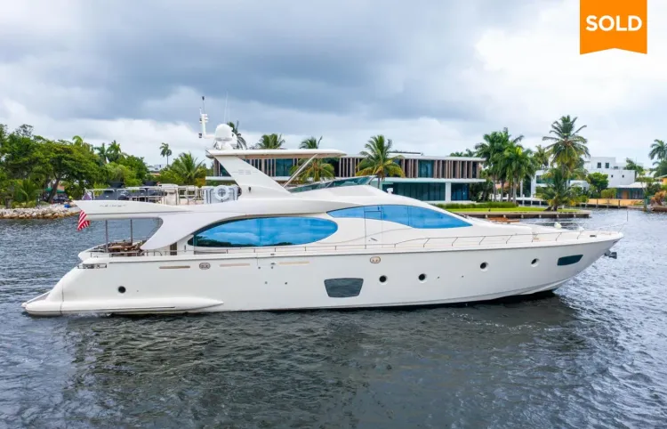 85' Azimut 2009 Sold by Juno Prudhomm [KNOT BROKE]
