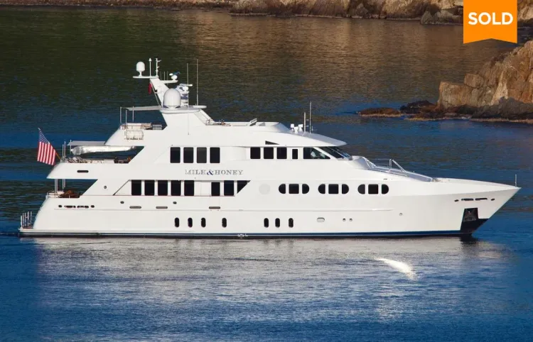 125' Palmer Johnson 2003 Sold by Mike Burke [MILK & HONEY]