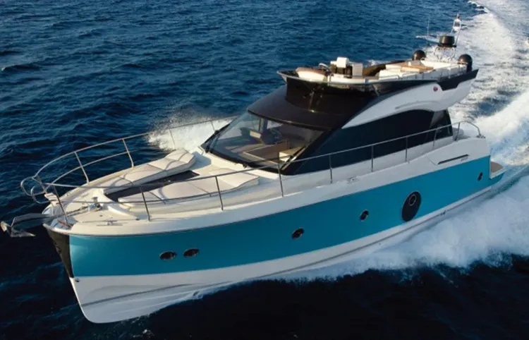 Beneteau Monte Carlo 5: Italian Styling Never Looked So Good