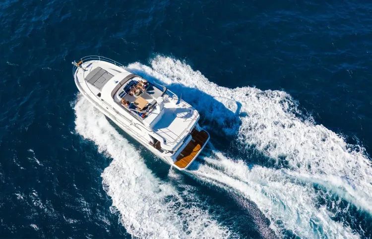 7 Reasons To Buy A New Boat [Buyer’s Guide]