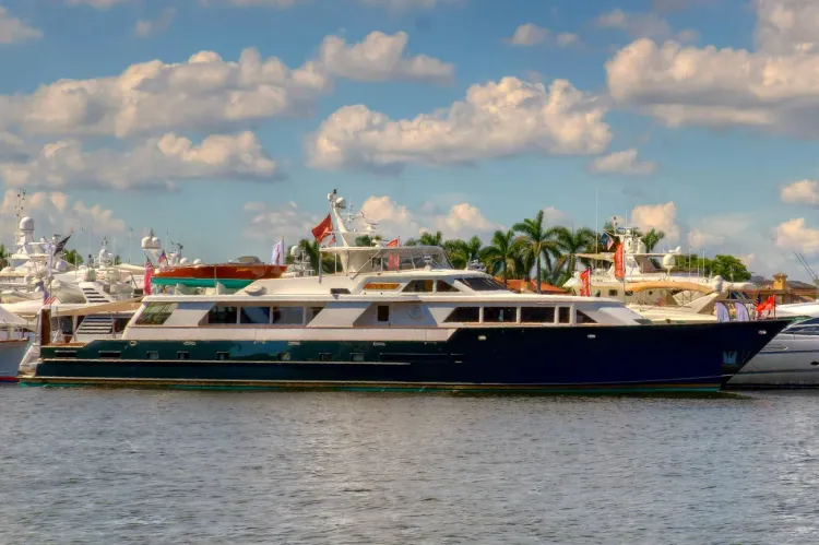 Denison Sells 121' Motoryacht “News” in In-House Deal