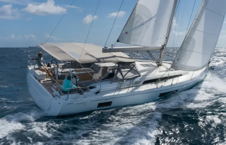 Top 3 Features On The Oceanis 51.1 [New Boat For Sale]