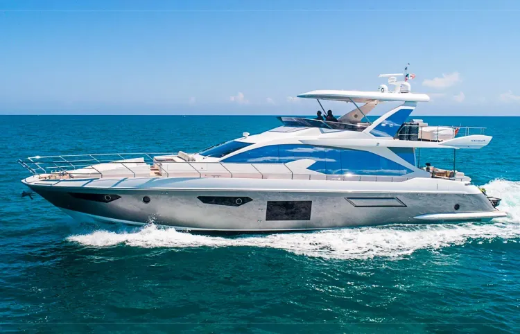 Yacht Walkthrough: Azimut 72 Flybridge [Yacht Highlight]