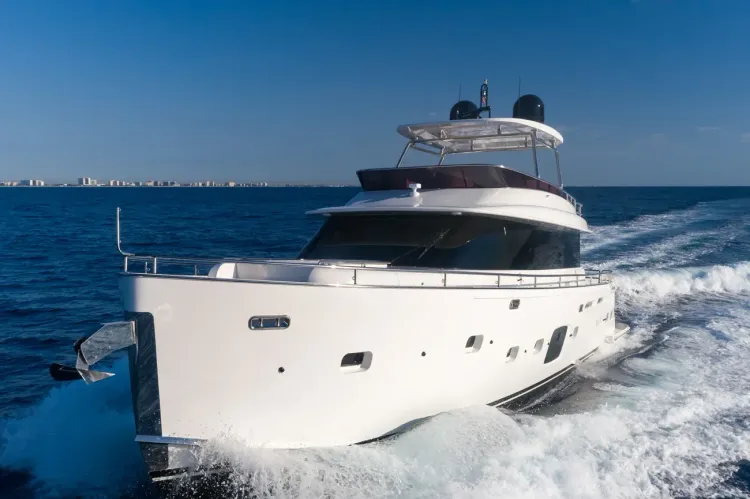 Azimut 76 Magellano Walkthrough Video