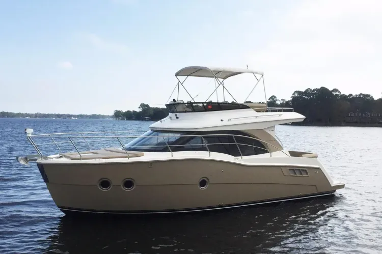 Carver C34 Yacht Test Walkthrough Video