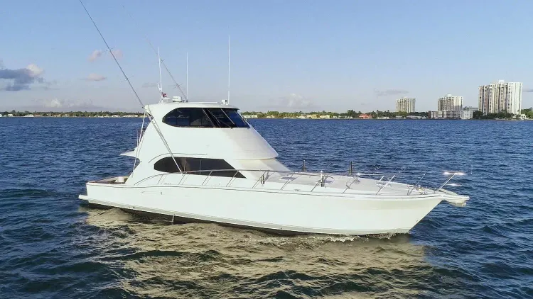 Yacht Walkthrough: 51' Riviera Enclosed Bridge Sportfish