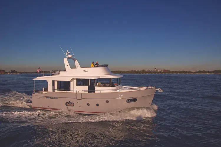 Beneteau Swift Trawler 50 Virtual Walkthrough