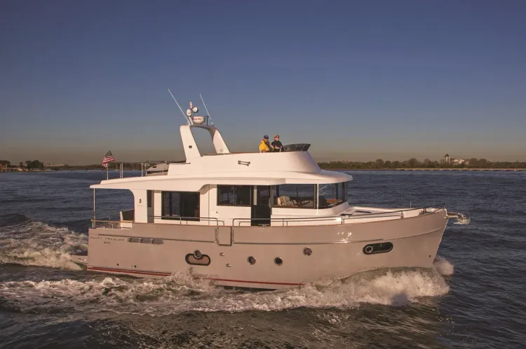 Beneteau Swift Trawler 50 Features Walkthrough Video