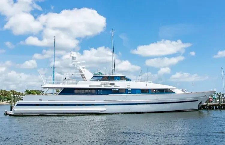 125 Royal Huisman SALT DANCER Sold by Denison Yacht Sales