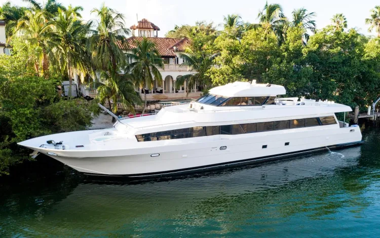 112 Tarrab Sold By Yacht Brokers Will Noftsinger + Jarrett Hiebert