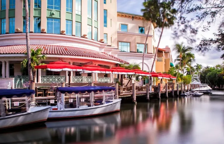 Top 10 Boat-Up Restaurants In South Florida [Dock + Dine Guide]