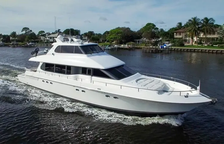 80 Lazzara Motor Yacht 2001 Sold By Brian Ragsdale