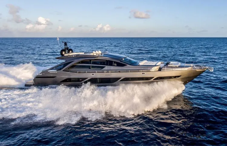 92 Pershing Motor Yacht Sold by Peter Quintal [THE WOLF]