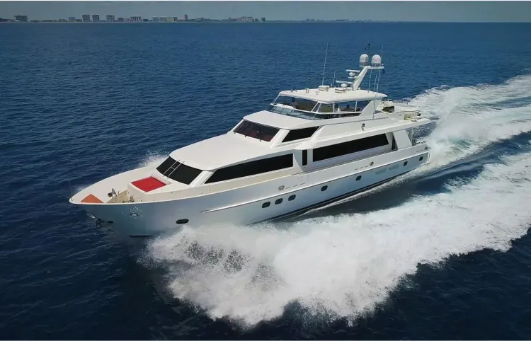 101 Hargrave M/Y Sold by Spencer Markatos [ALL THAT JAZZ]