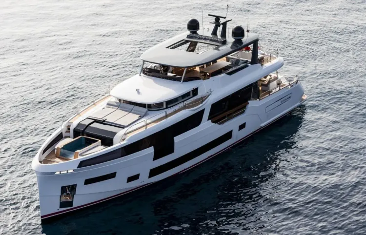 88 Sirena Motoryacht [Boat Review + Video]