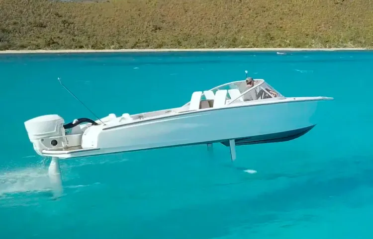 Candela Debuts Electric Speedboat [Boat Highlight]