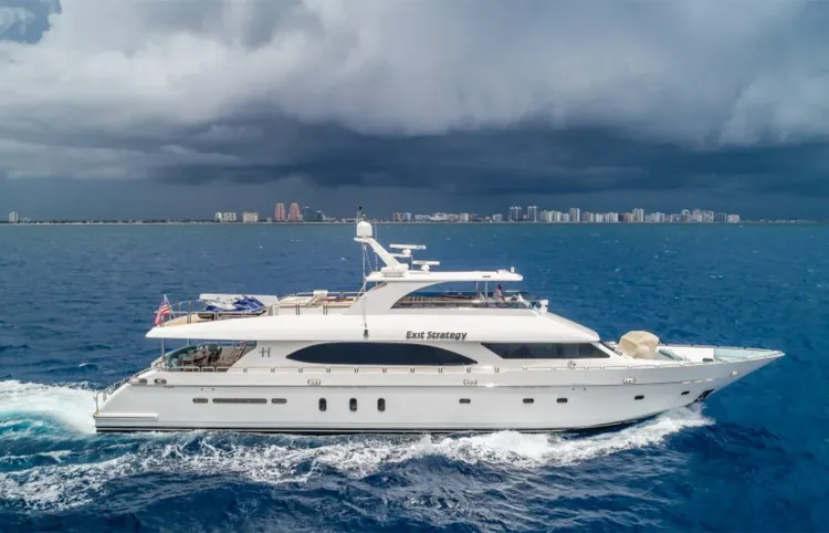 105 Hargrave Yacht Sold By Gregg Somerville