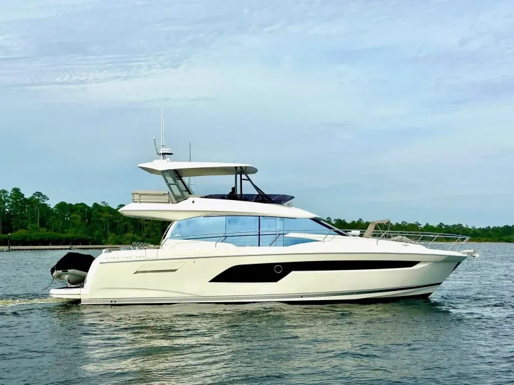 52′ Prestige 520 2019 – Orange Beach, Alabama