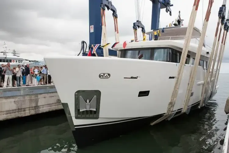 Cantiere delle Marche Launches First Nauta Air 86'