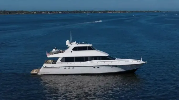 76' Lazzara 1997 – Bradenton, Florida